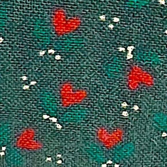 Set of 6 Handmade Green & Red Fabric “Yo-yo Scrunchie” Christmas Tree Ornament - Picture 4 of 6